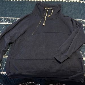 Half zip sweatshirt